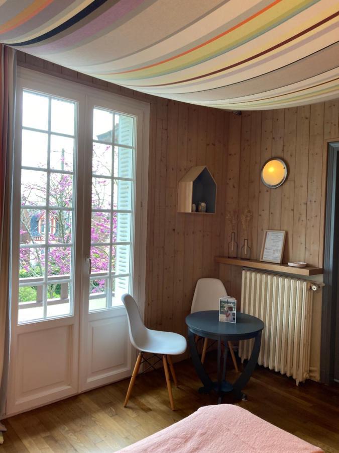 Maison D'Hotes Il Etait Une Fois Pont-Évêque 外观 照片